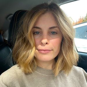 Meet your Posher, Dayna